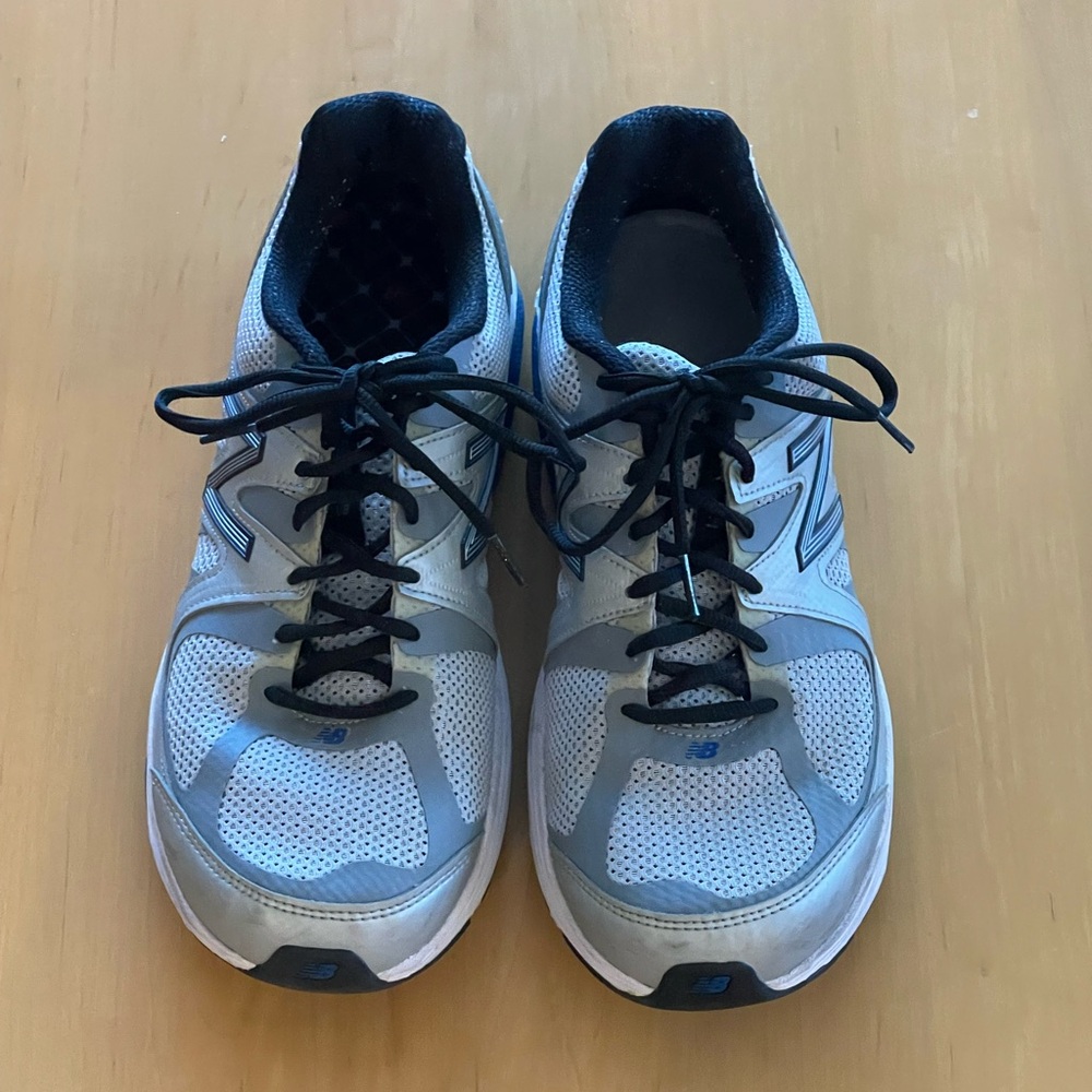 VINTAGE - NEW BALANCE 1540V2 Running/Walking Shoes